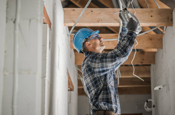 Best Affordable Electrician  in Des Moines, IA