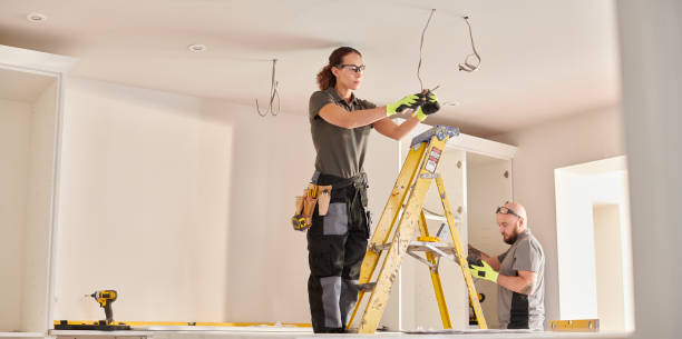 Best Best Electricians Near Me  in Des Moines, IA